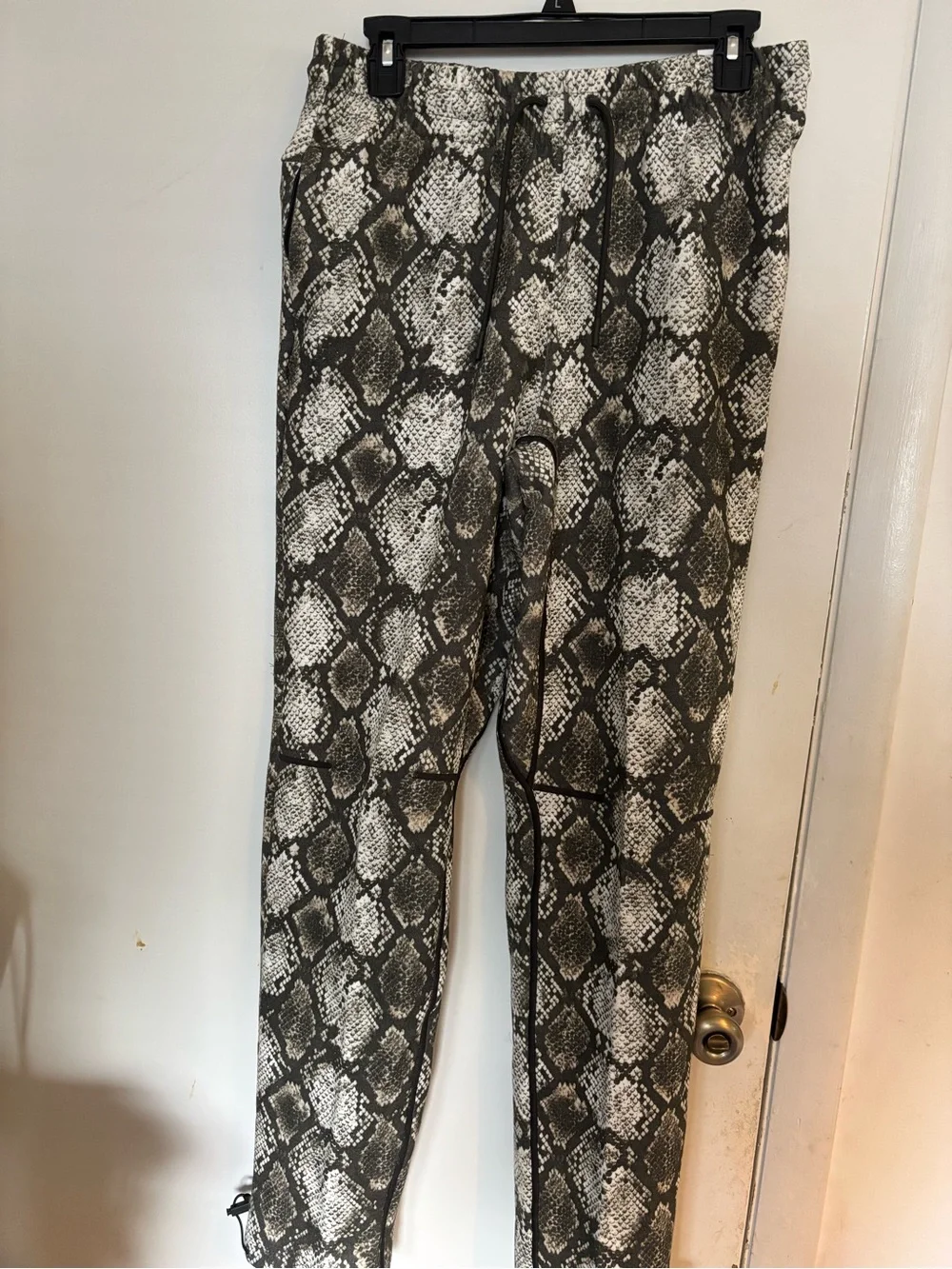 Jordan Men's Sport Dri-FIT Printed Fleece Pants Size M
